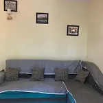 Blue Flamingo 1Bhk Private Apartment At Nazri Resort
