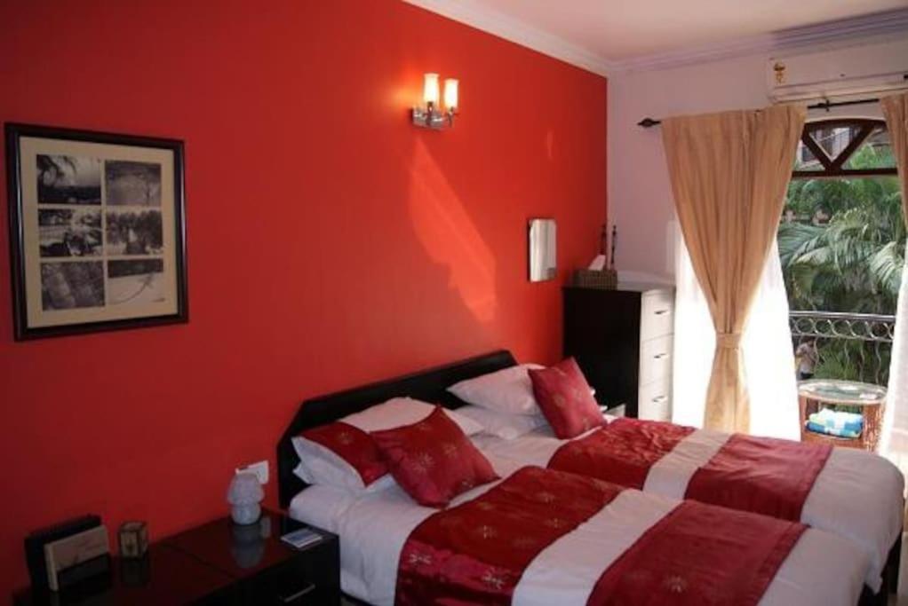 Blue Flamingo 1bhk Private At Nazri Baga